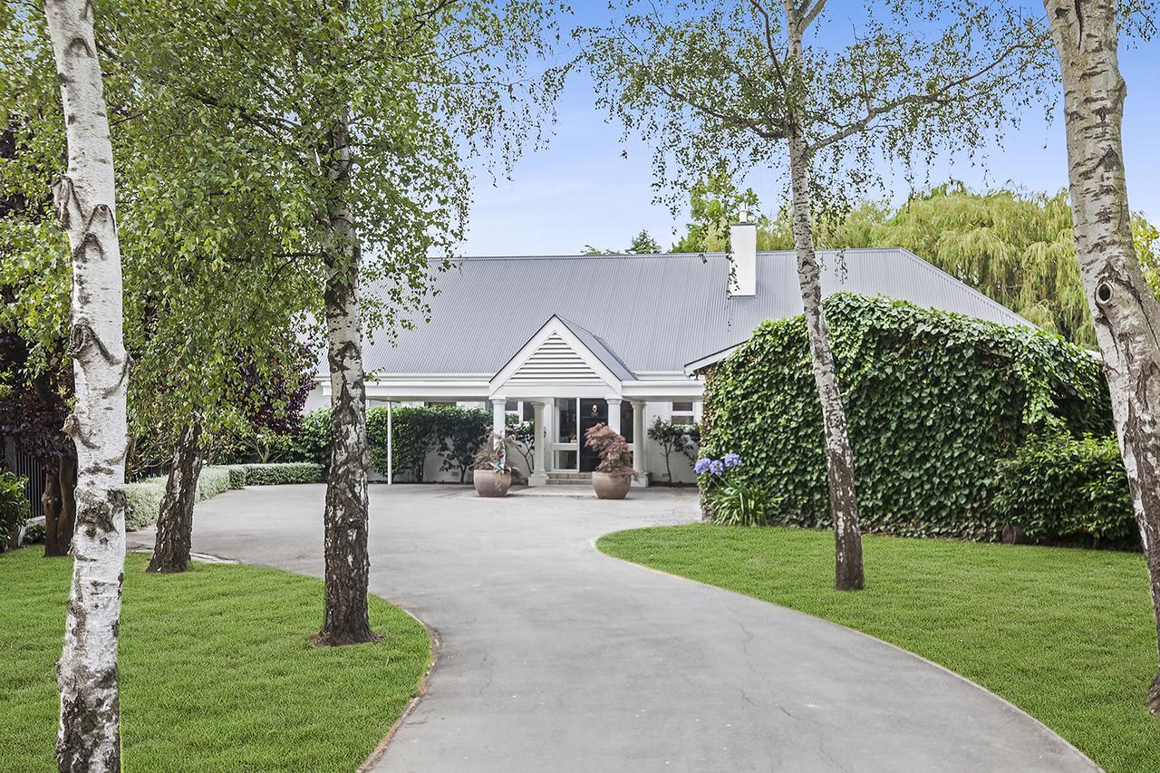 French City Mansion Villa Christchurch Exterior photo